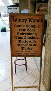 winey-wench-sign